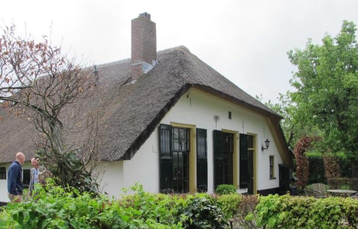 Houtvernielers als ontbindende voorwaarde