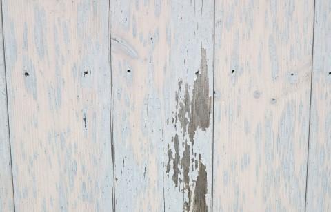 Problemen afwerking gemodificeerd grenen gevelbekleding