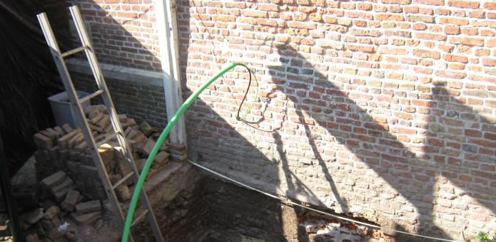 houtaantasting-oude-speeltoren-te-monnickendam-onderzoek-650-jaar-oude-houtfundering