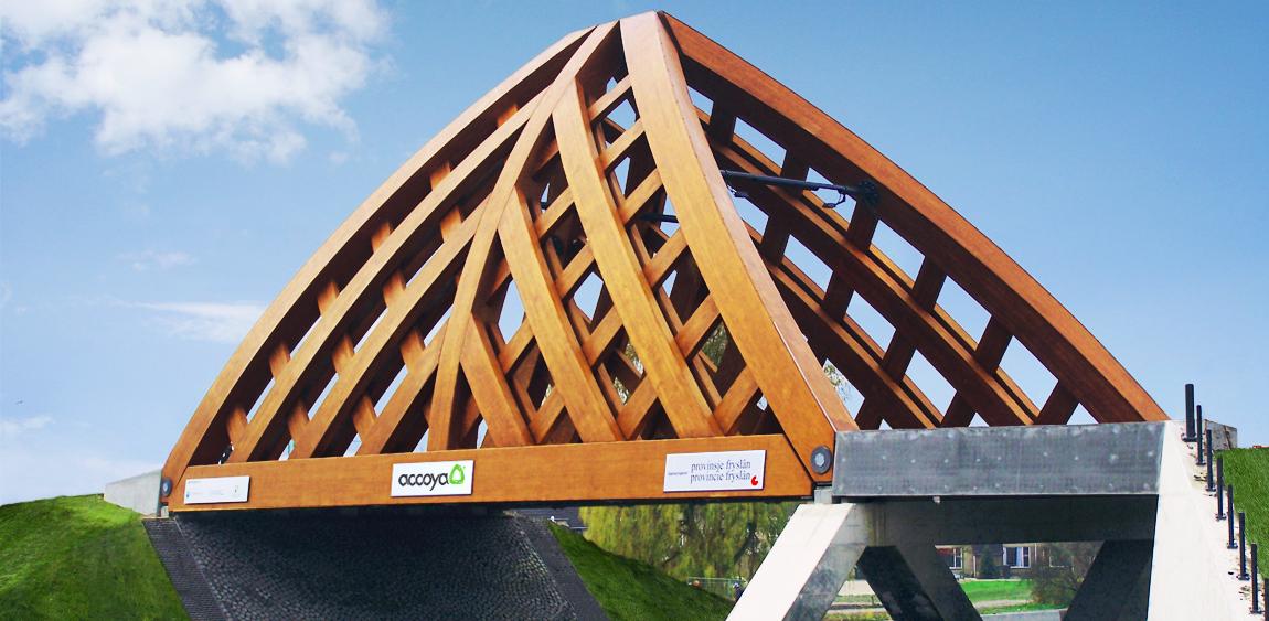 houten-brug-bij-sneek-voor-de-zwaarste-verkeersklasse