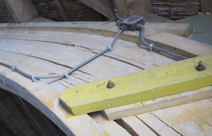 Schade-onderzoek aan houtconstructies